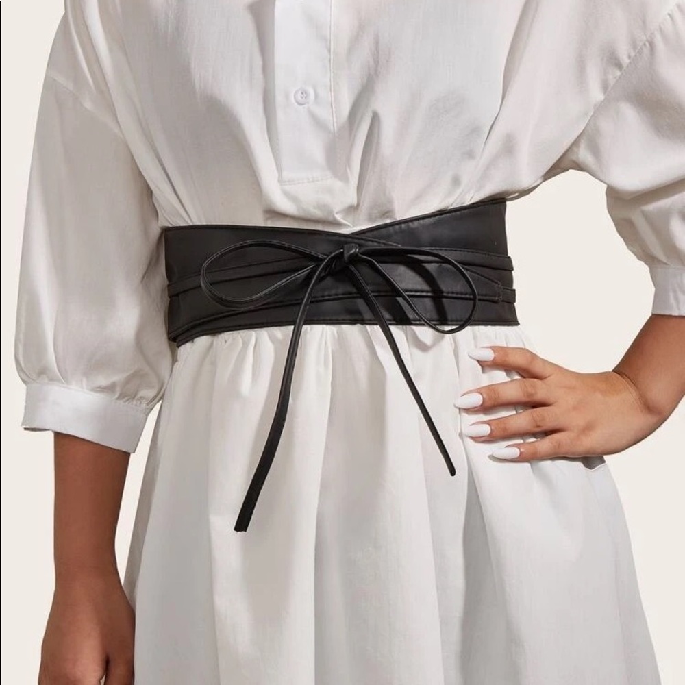 Black Faux Leather Tie Belt